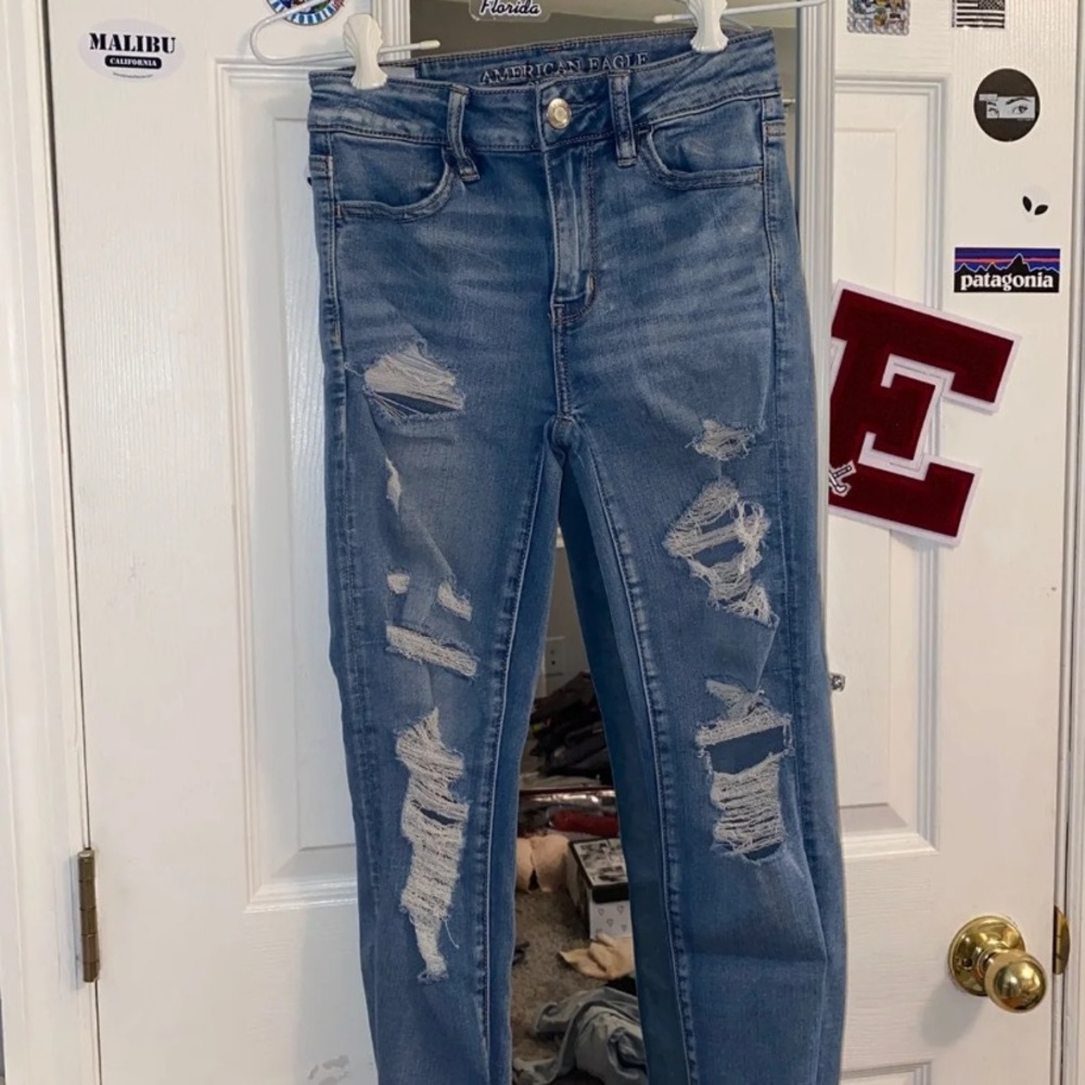 american eagle light wash jeans size 0!!!!!